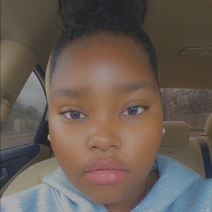 Meet your Posher, Maaee